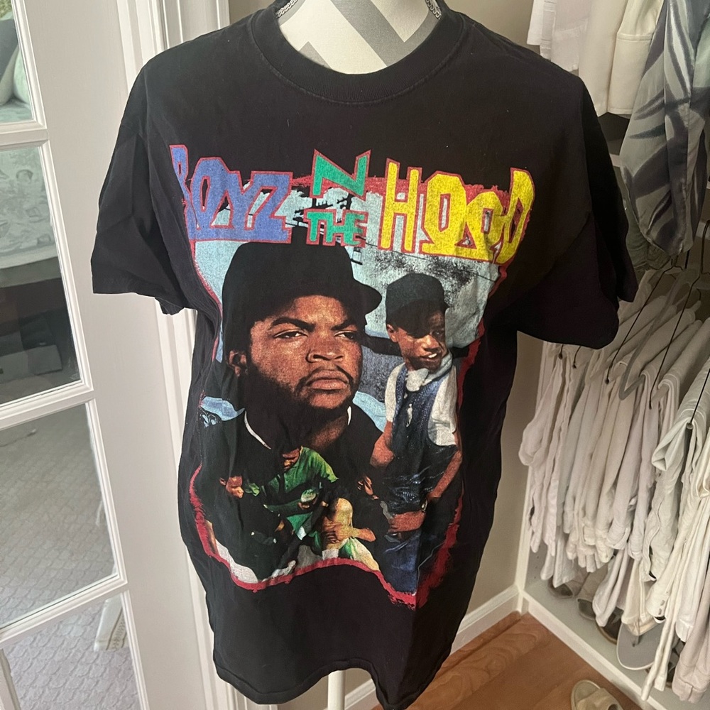 Urban Outfitters Boys in the Hood Graphic T Shirt